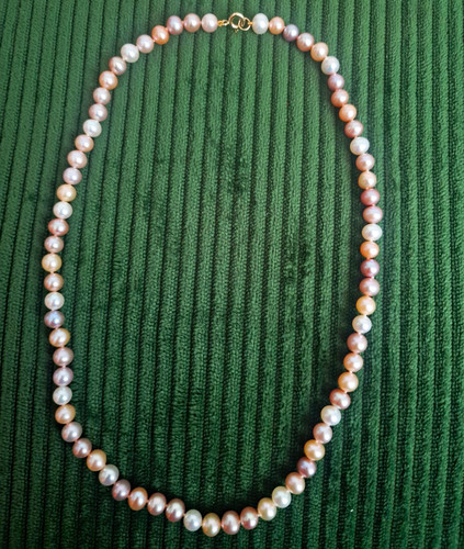 Multicoloured pastel pearl - pastel,